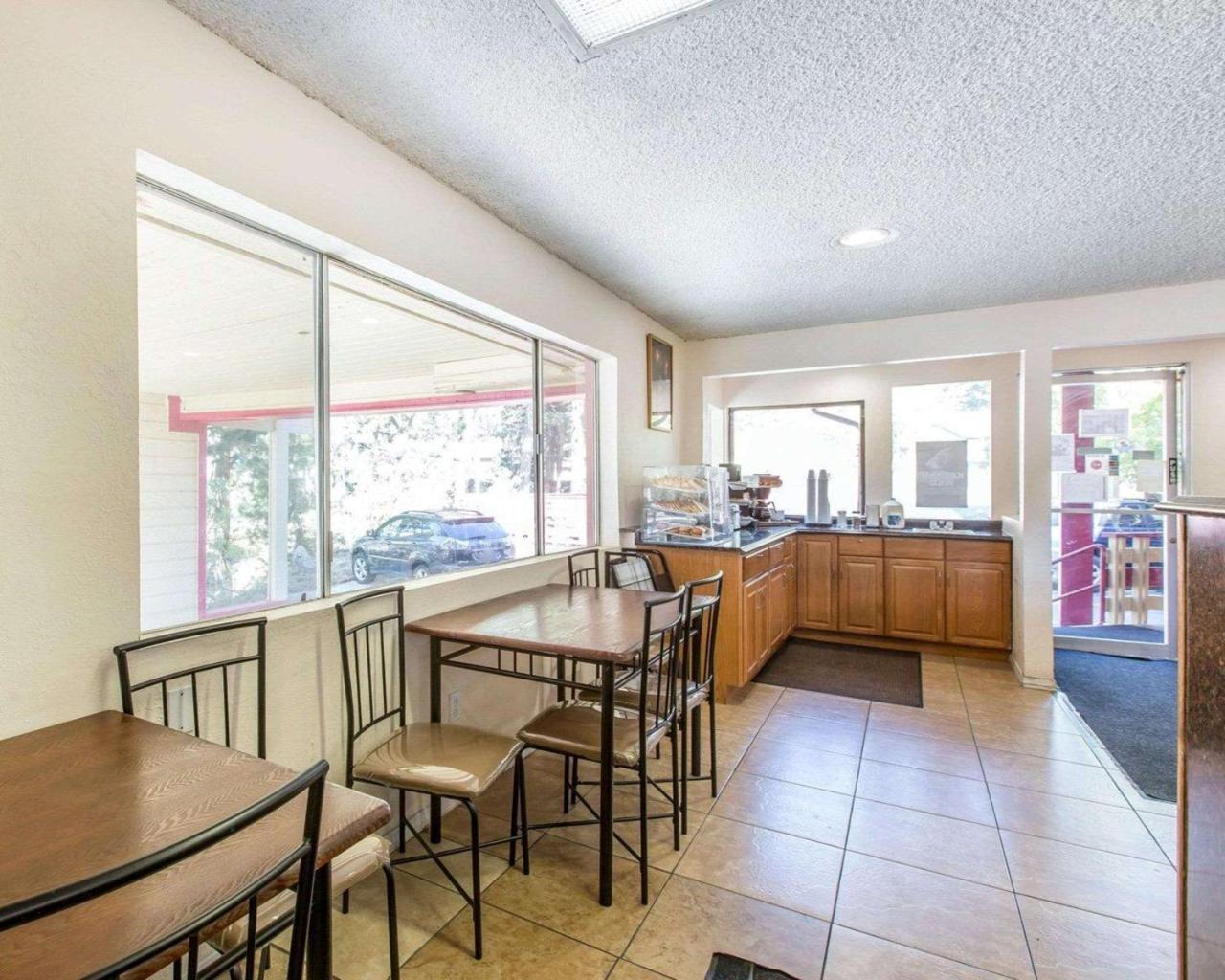 Rodeway Inn Wildwood Mammoth Lakes Exterior foto